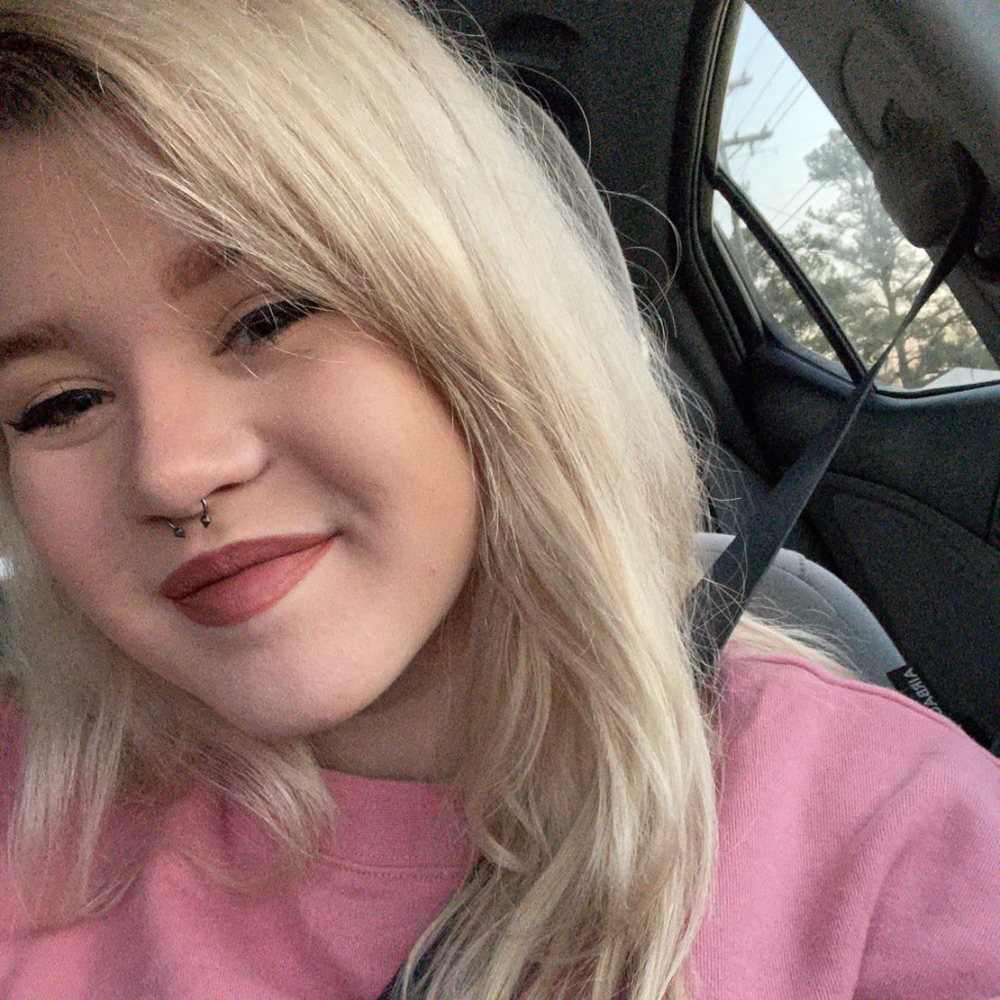 Meet your Posher, Linda